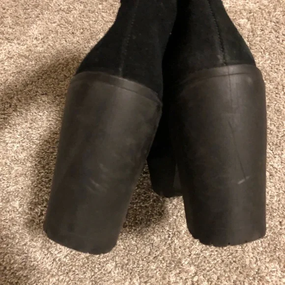 TOPSHOP Platform Lug Sole Booties - Picture 5 of 10